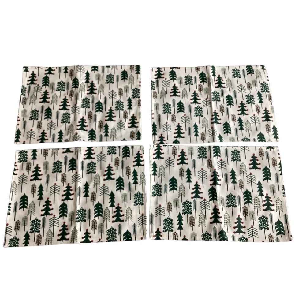 Crate & Barrel 4pc Jingle Christmas Tree Placemat Set New - Picture 2 of 5